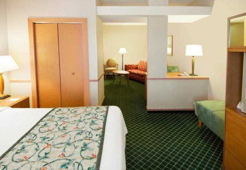 Fairfield Inn & Suites Cordele 3