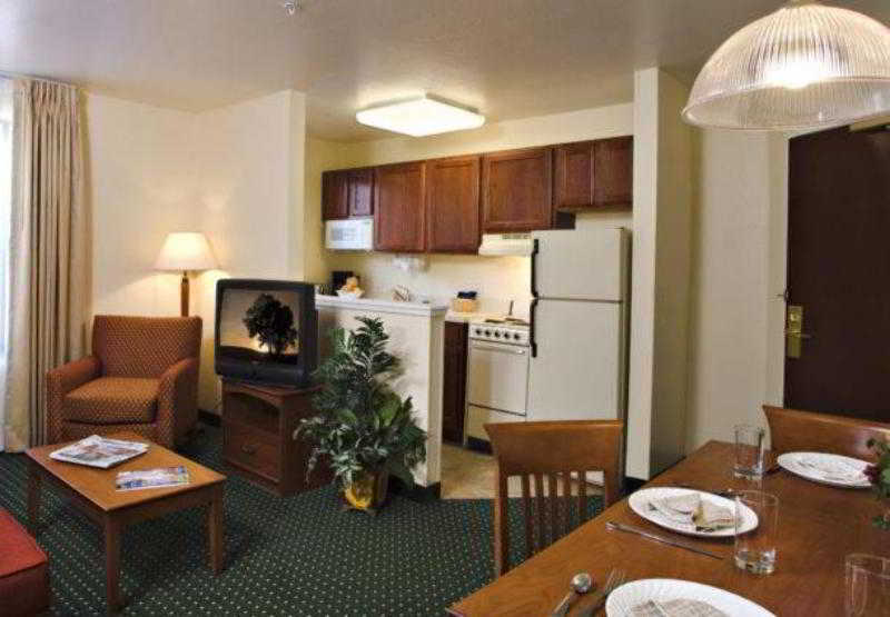 TownePlace Suites Atlanta Kennesaw 4