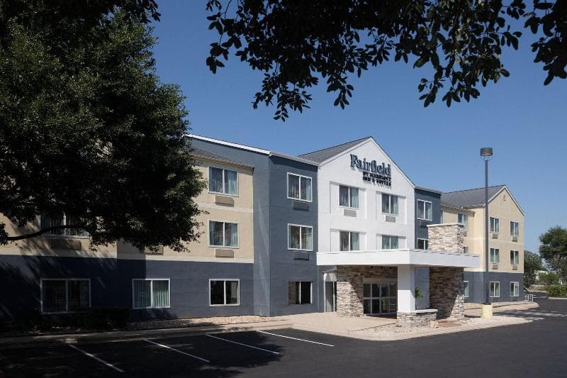 Fairfield Inn & Suites Austin South 4