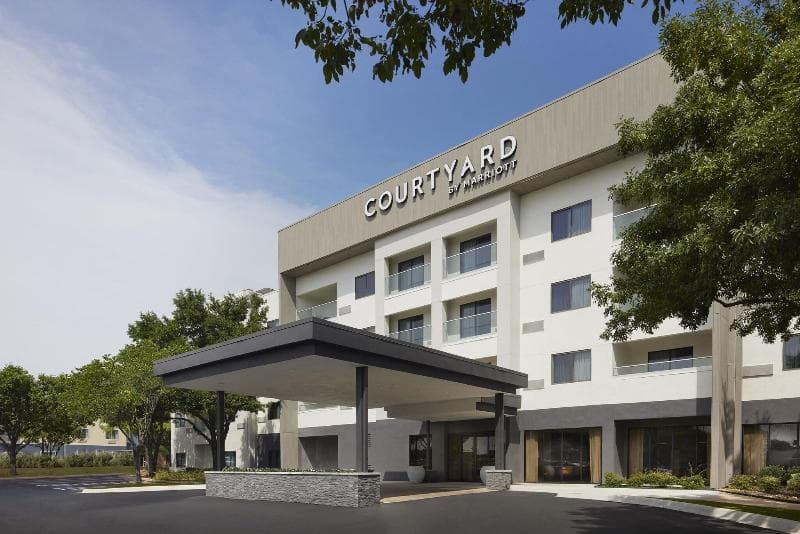 Courtyard By Marriott Austin South 5