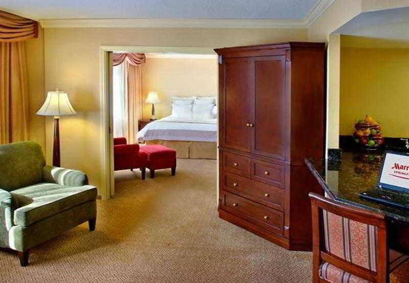 Marriott Springfield Downtown 5