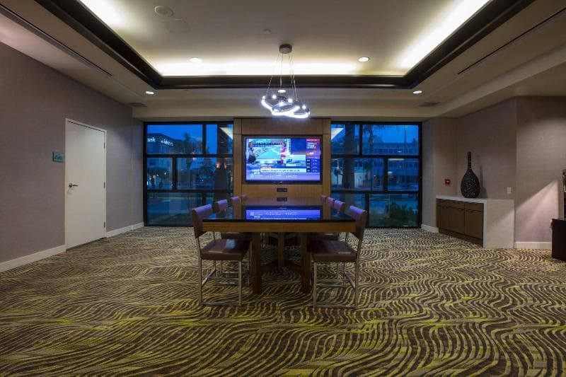 Bakersfield Marriott At The Convention Center photo 1