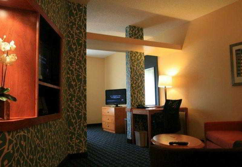 Fairfield Inn & Suites Birmingham Fultondale/I-65 4