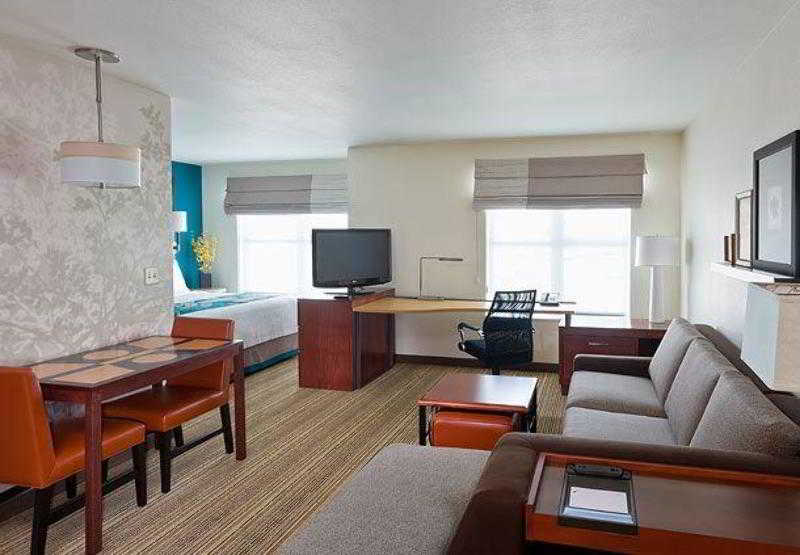 Residence Inn Bismarck North 5