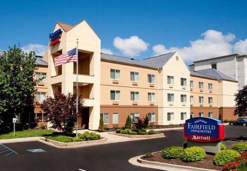 Fairfield Inn Bloomington 3