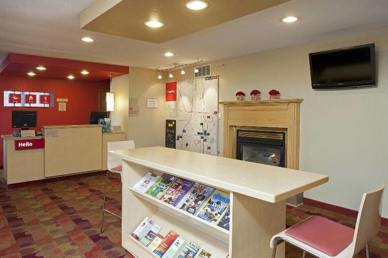 Towneplace Suites Bloomington 4