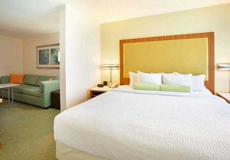 Springhill Suites Nashville- Metrocenter 4