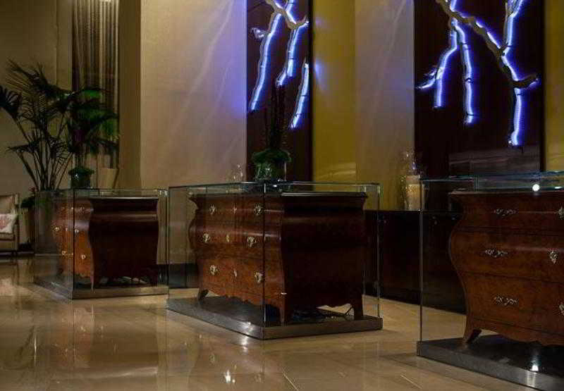 Renaissance Baton Rouge Hotel 4