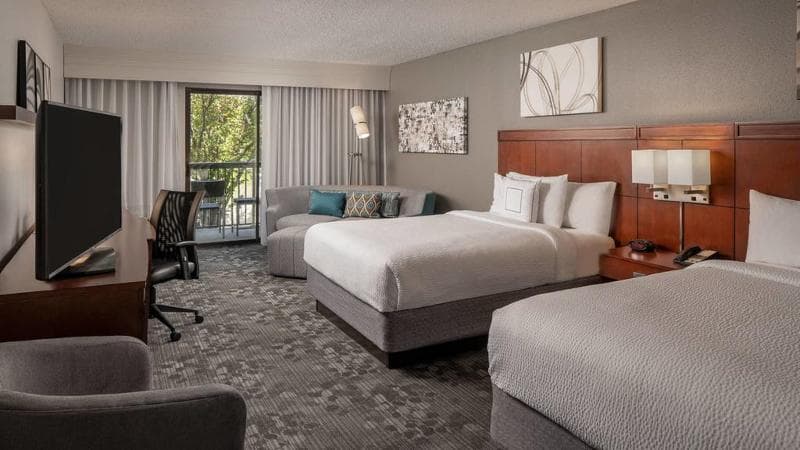 Courtyard Baton Rouge Siegen Lane 5