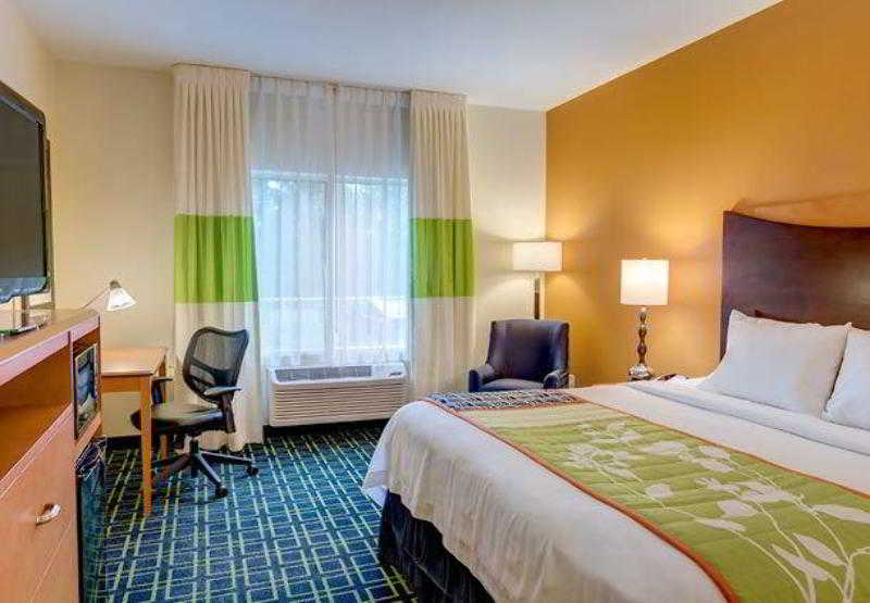 Fairfield Inn And Suites Seattle Bellevue/Redmond 5