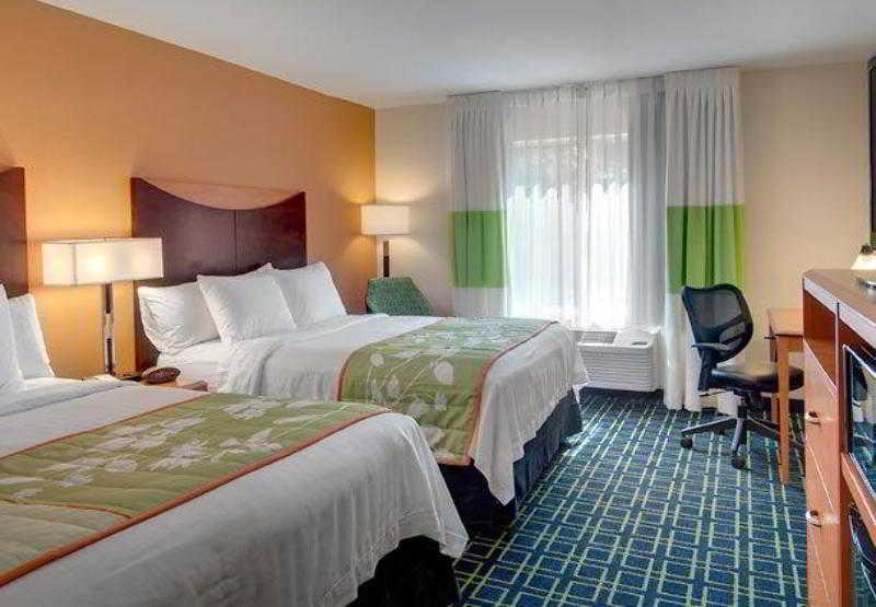 Fairfield Inn And Suites Seattle Bellevue/Redmond 4