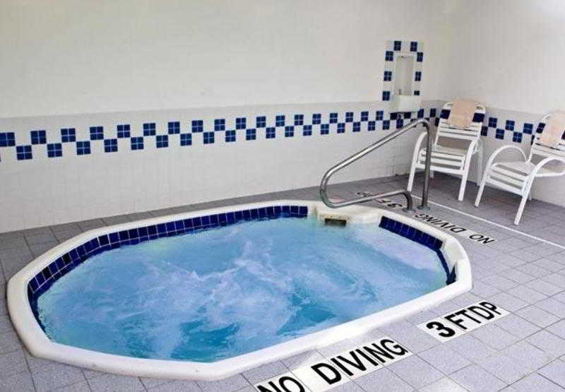 Fairfield Inn & Suites By Marriott Canton 2
