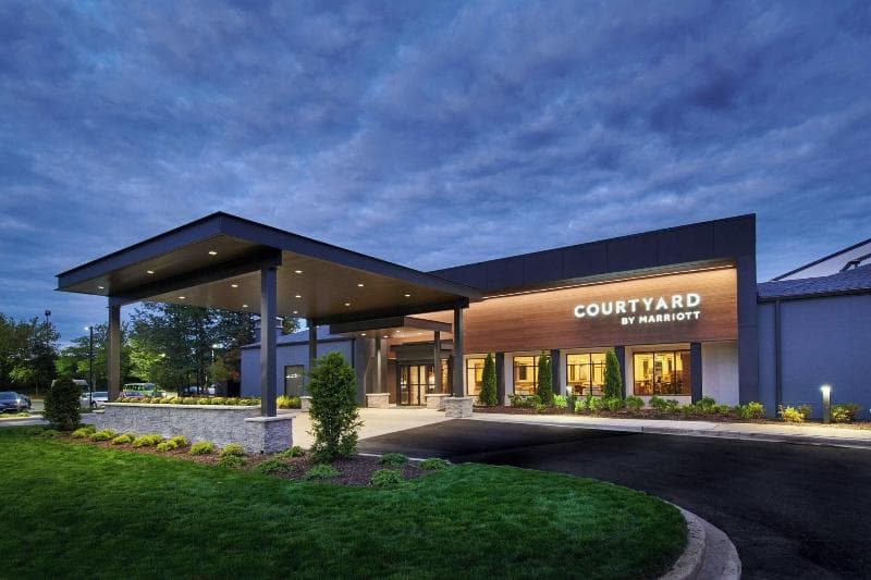 Courtyard Chicago Lincolnshire photo 1