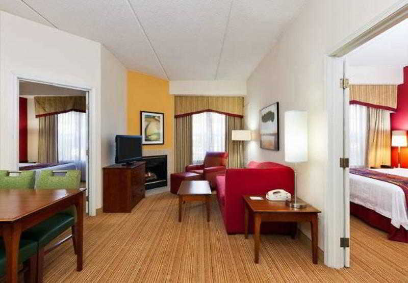 Residence Inn Chicago Schaumburg/Woodfield Mall 2