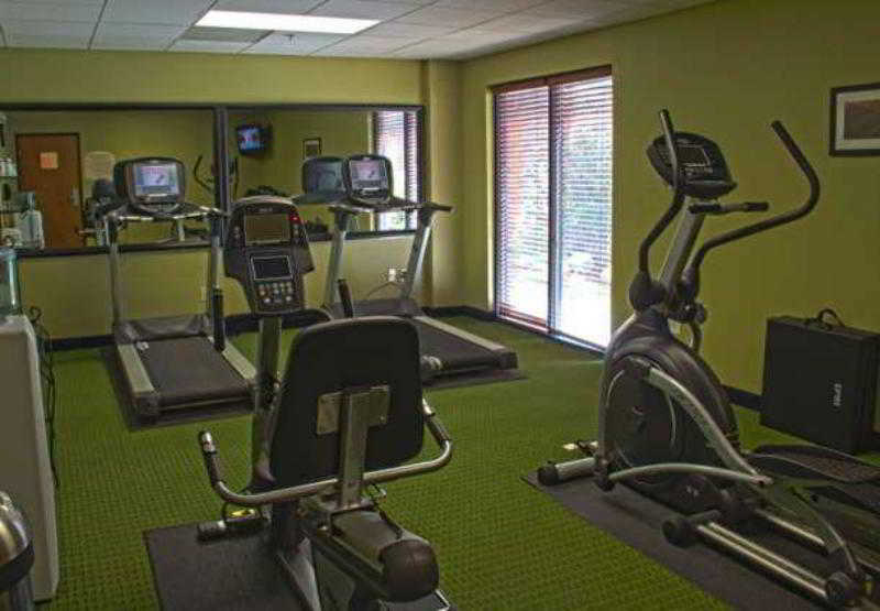 Fairfield Inn & Suites Charleston Airport/Convention Center 3
