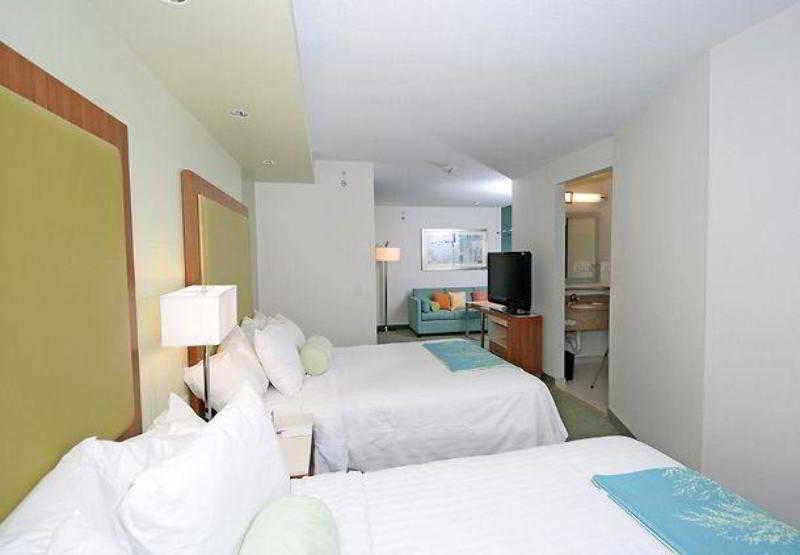 Springhill Suites Charleston North 3