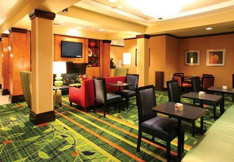 Fairfield Inn & Suites Charleston North/University Area 4