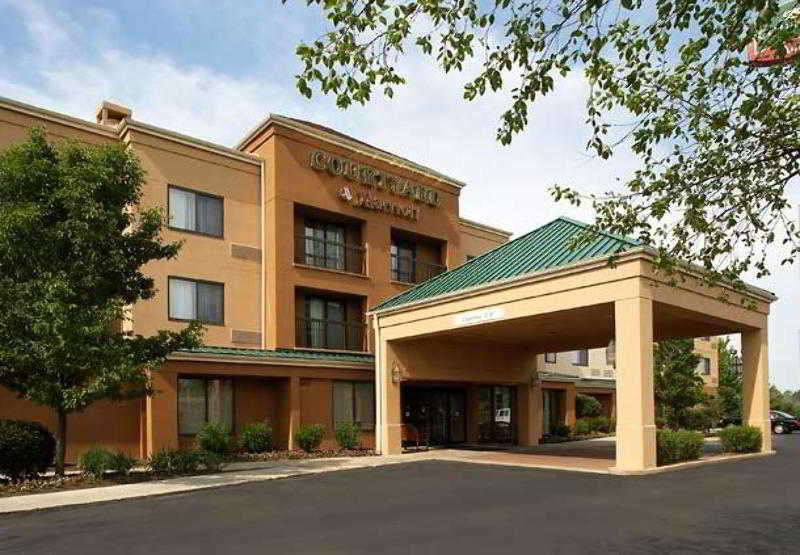 Courtyard By Marriott Cleveland Willoughby 5