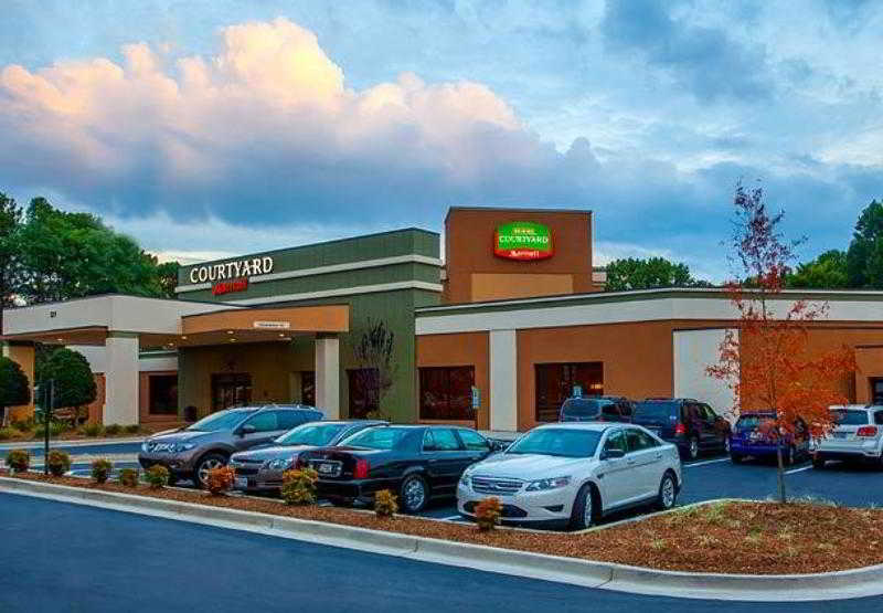 Courtyard Charlotte Airport/Billy Graham Parkway 4