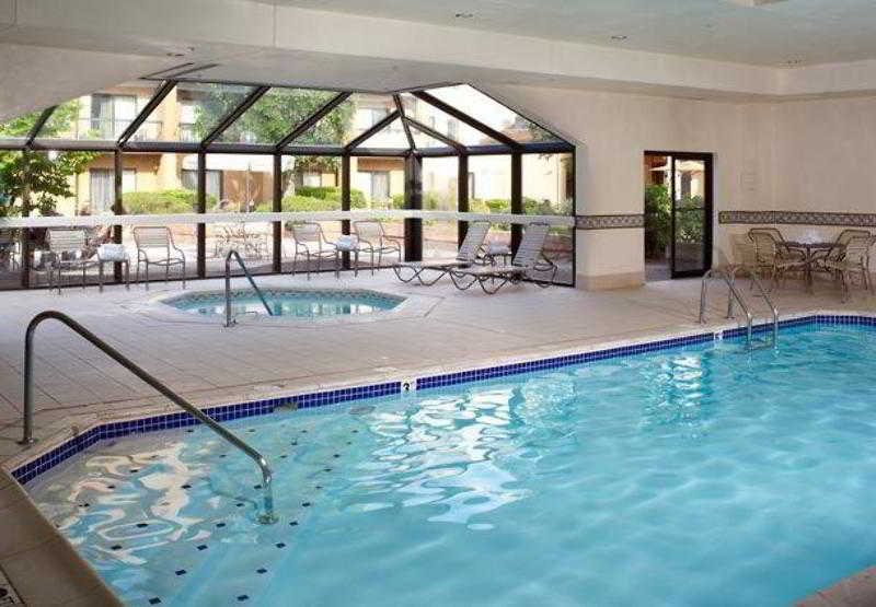 Courtyard Columbus Worthington 2