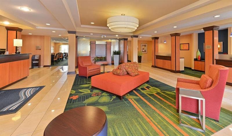 Fairfield Inn & Suites Columbus West 3