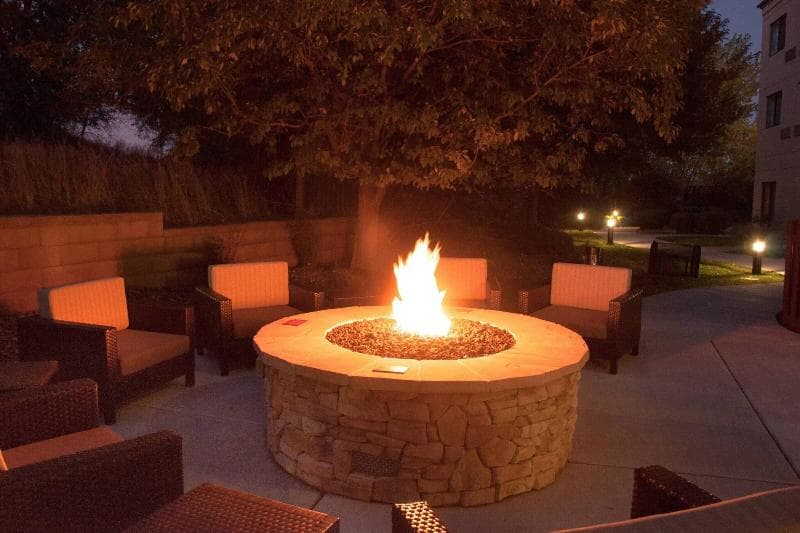 Courtyard By Marriott Colorado Springs South 2