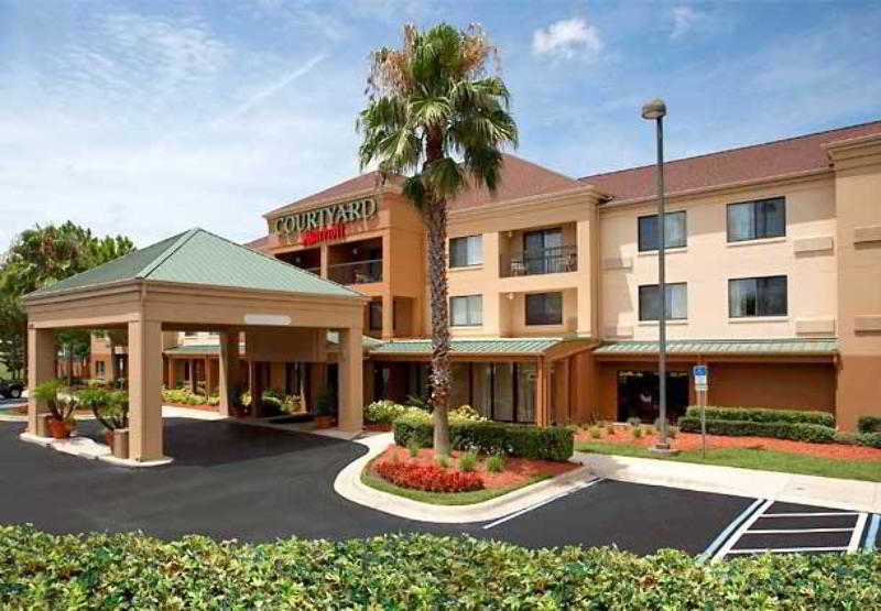Courtyard Daytona Beach Speedway/Airport 3