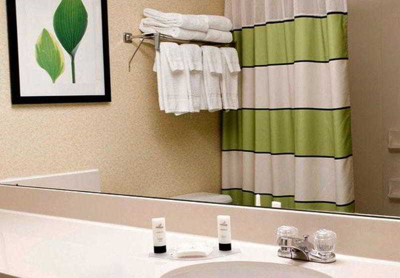 Fairfield Inn & Suites Lima 3