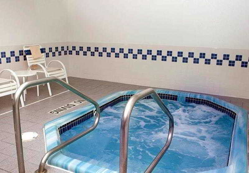 Fairfield Inn & Suites Lima 5