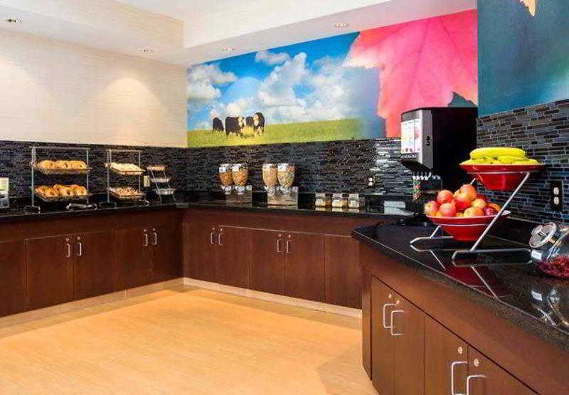 Fairfield Inn Springfield 4