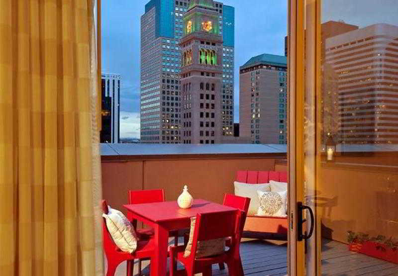 Courtyard Denver Downtown 3
