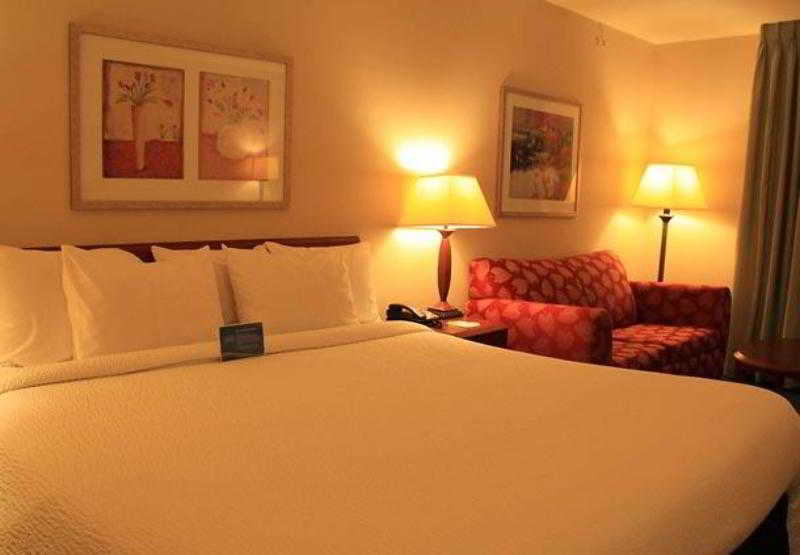 Fairfield Inn & Suites By Marriott Denton 5