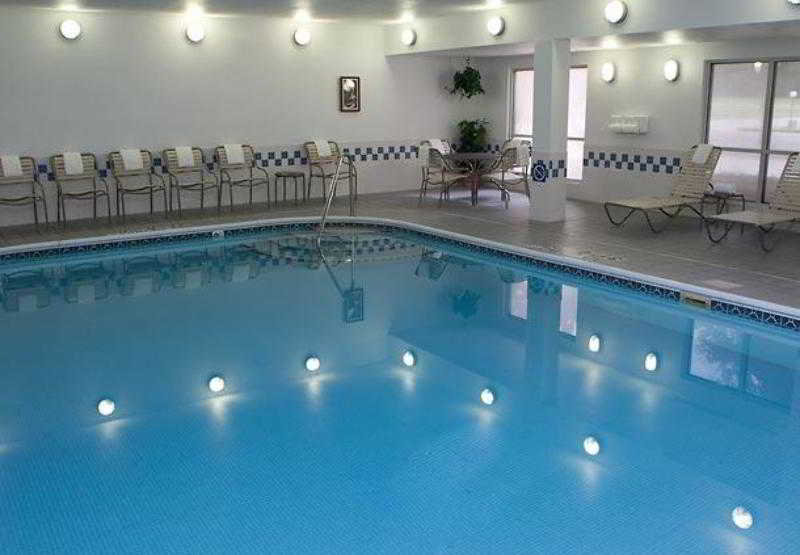 Fairfield Inn & Suites Fort Worth University Drive 4