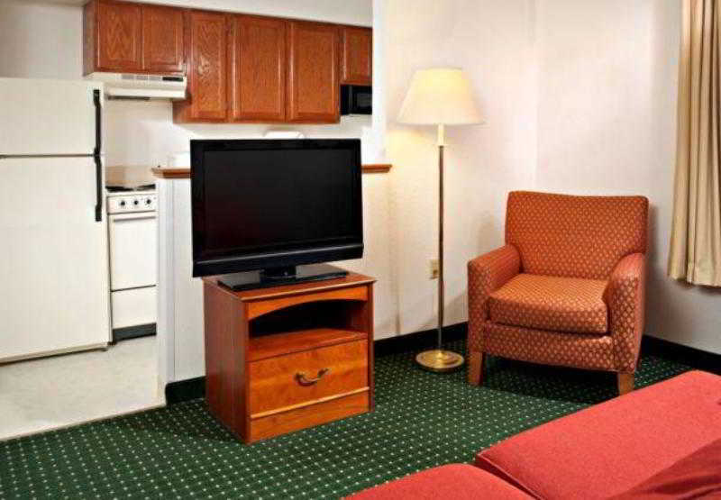 Towneplace Suites Detroit Novi 5