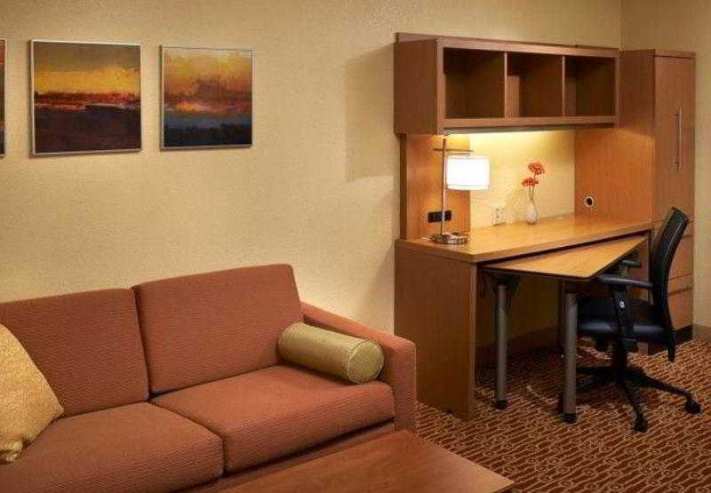 Towneplace Suites Detroit Novi 3
