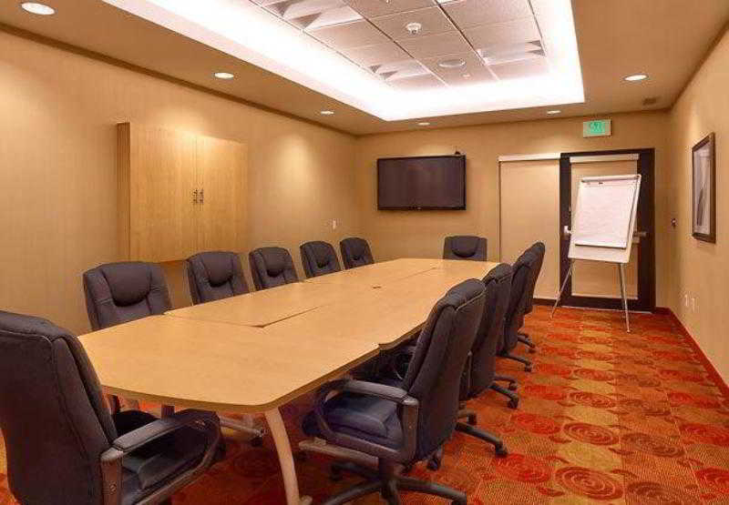 TownePlace Suites by Marriott Suites Elko 4