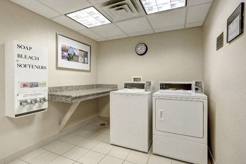 Fairfield Inn & Suites Edison-South Plainfield 3