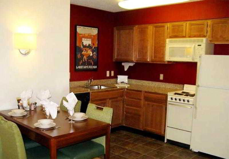 Residence Inn Fort Wayne 5