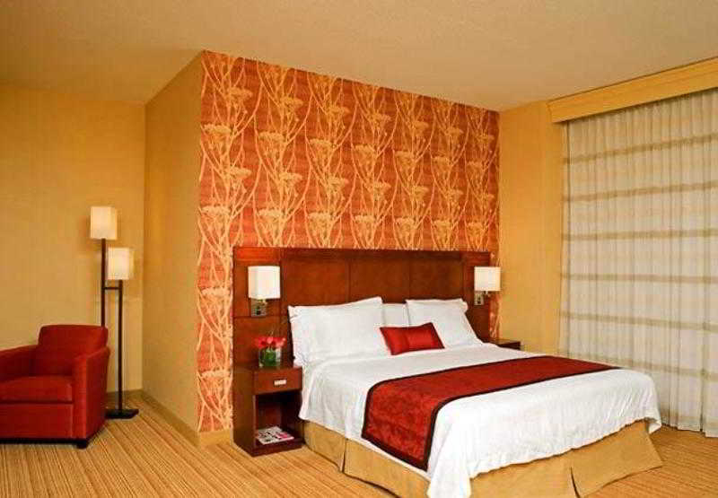 Courtyard Grand Rapids Downtown 5