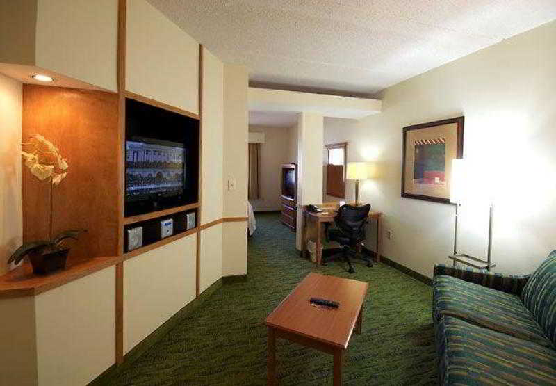 Fairfield Inn & Suites Hickory photo 1