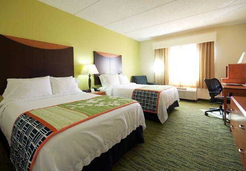 Fairfield Inn & Suites Hickory 5