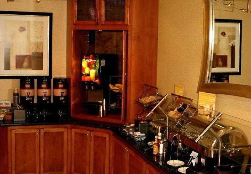 Springhill Suites Houston Pearland 3