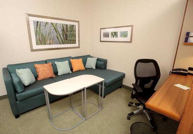Springhill Suites Huntsville West/Research Park 5