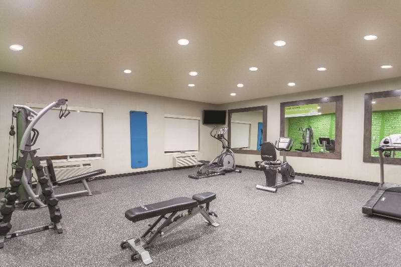 La Quinta Inn & Suites By Wyndham Hopkinsville photo 1