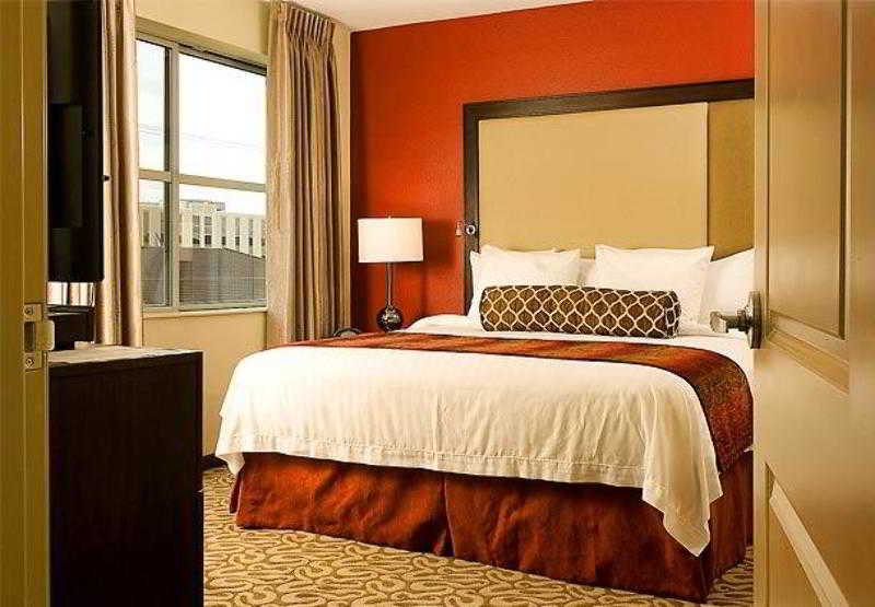 Residence Inn Fairfax City 5