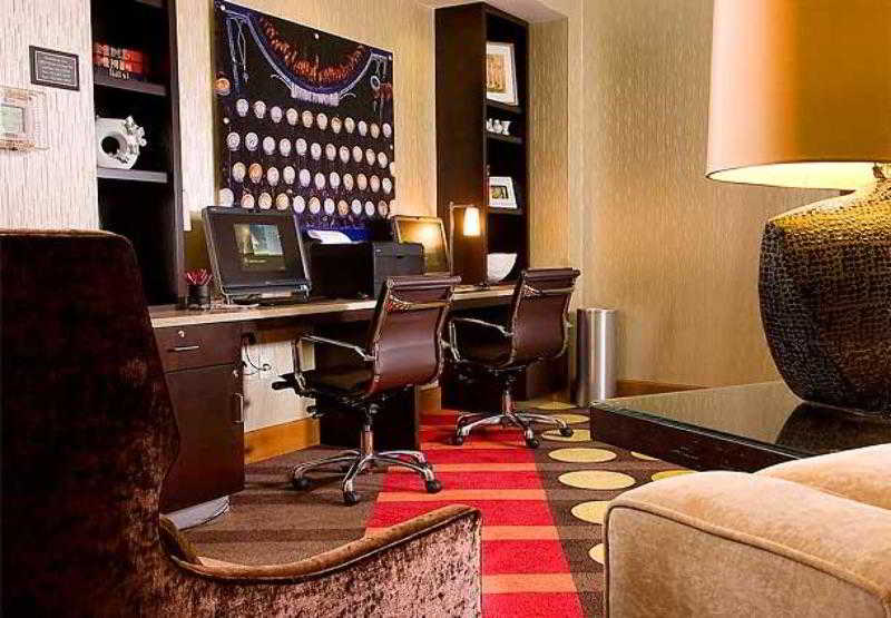 Residence Inn Fairfax City 4