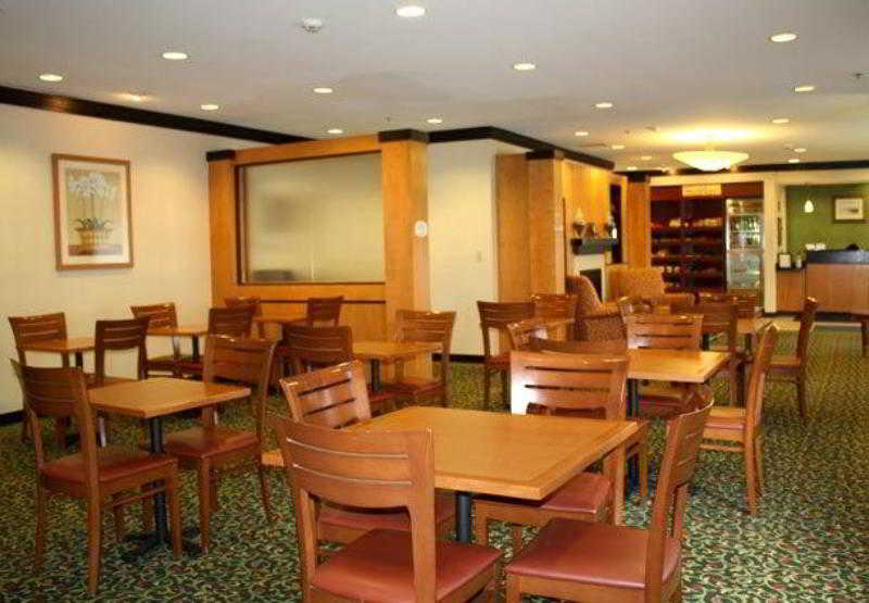 Fairfield Inn & Suites Indianapolis Northwest 2