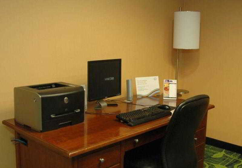Hometowne Studios East Lansing - Okemos photo 1