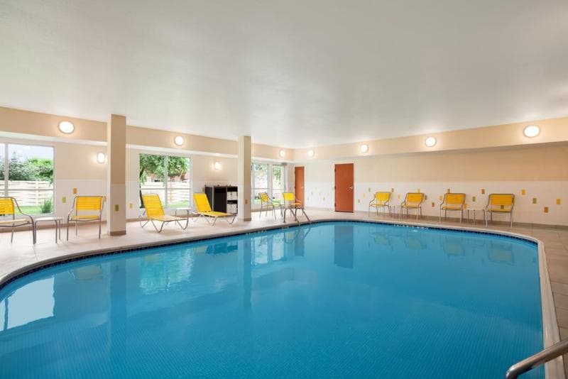 Fairfield Inn Lansing West 2