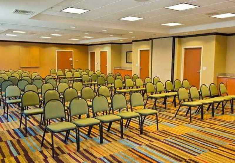 Fairfield Inn & Suites Lawton 2